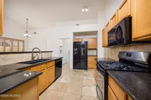 7635 W Summer Sky Dr, Tucson, AZ 85743 - Photo 5