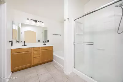 8182 S Camino Serpe, Tucson, AZ 85747 - Photo 15
