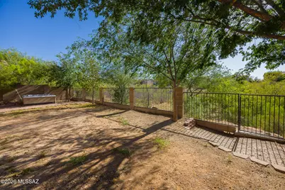 8182 S Camino Serpe, Tucson, AZ 85747 - Photo 29