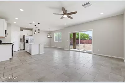 11926 W Charismatic Drive, Marana, AZ 85653 - Photo 5