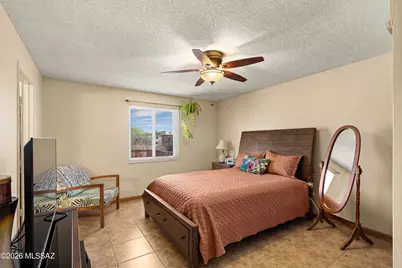 177 N Abrego Drive, Green Valley, AZ 85614 - Photo 13