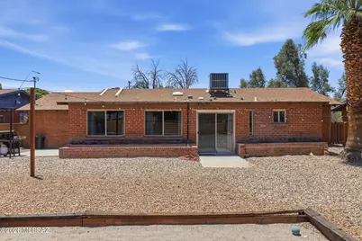221 S Tucson Boulevard, Tucson, AZ 85716 - Photo 23