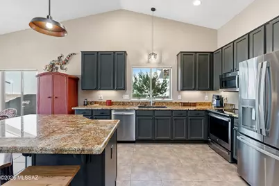 2283 E Desert Squirrel Court, Green Valley, AZ 85614 - Photo 17