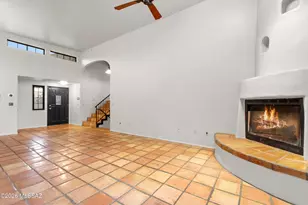12831 N Meadview Way, Oro Valley, AZ 85755 - Photo 9