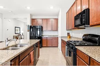 10895 W Keuka Drive, Marana, AZ 85653 - Photo 15