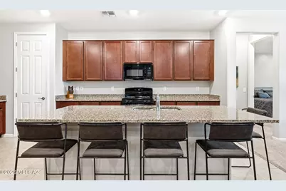 10895 W Keuka Drive, Marana, AZ 85653 - Photo 13