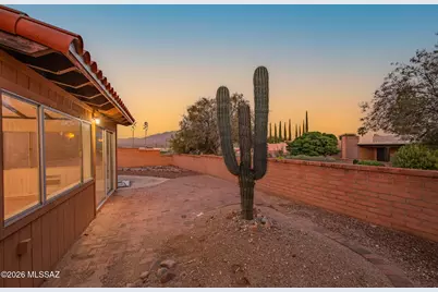 1625 W Calle Hacienda, Green Valley, AZ 85622 - Photo 41