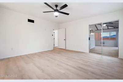 1625 W Calle Hacienda, Green Valley, AZ 85622 - Photo 31