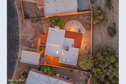 1625 W Calle Hacienda, Green Valley, AZ 85622 - Photo 5