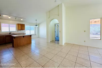 8980 E Marci Lynne Way, Tucson, AZ 85747 - Photo 7