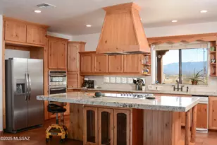 10426 E Cloudcroft Dr, Hereford, AZ 85615 - Photo 9