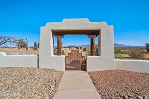 10426 E Cloudcroft Dr, Hereford, AZ 85615 - Photo 5