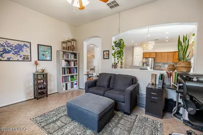 7554 W Higgins Feather Court, Tucson, AZ 85743 - Photo 11