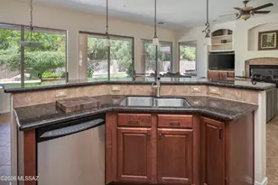 13811 N Javelina Springs Pl, Oro Valley, AZ 85755 - Photo 9