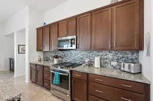 558 N Sonoma Vista Dr, Green Valley, AZ 85614 - Photo 21