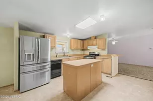 5556 N Squeak Pl, Marana, AZ 85653 - Photo 17