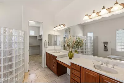 13924 N Dog Leg Lane, Marana, AZ 85658 - Photo 17