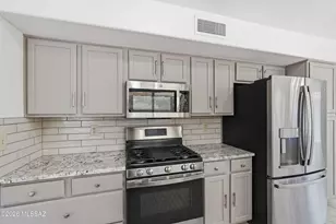 14311 N Choctaw Dr, Oro Valley, AZ 85755 - Photo 7
