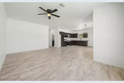 1310 E Suncrest Drive, Tucson, AZ 85756 - Photo 11