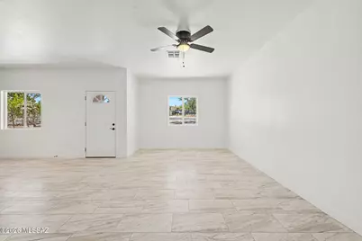 1310 E Suncrest Drive, Tucson, AZ 85756 - Photo 5