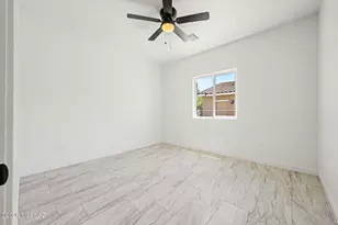 1310 E Suncrest Dr, Tucson, AZ 85756 - Photo 25