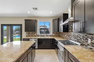 10532 S Carla Ct, Vail, AZ 85641 - Photo 9