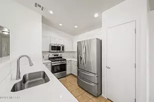 11499 W Magic Song St, Marana, AZ 85658 - Photo 5