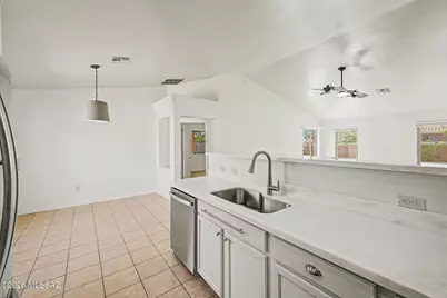 11499 W Magic Song Street, Marana, AZ 85658 - Photo 7