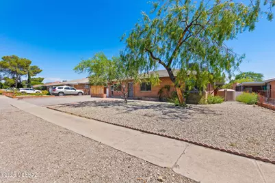 4834 E Cecelia Street, Tucson, AZ 85711 - Photo 3