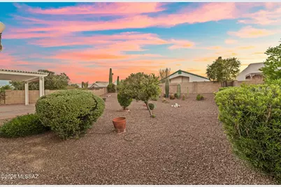 1755 N VÃ­a Cananea, Green Valley, AZ 85614 - Photo 35