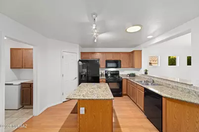 1755 N VÃ­a Cananea, Green Valley, AZ 85614 - Photo 15