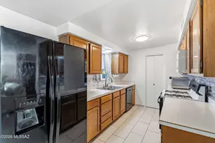 4822 N Camino De La Codorniz, Tucson, AZ 85745 - Photo 9