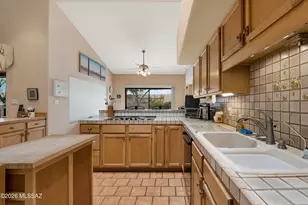 12390 E Avenida De La Vista Verde, Tucson, AZ 85749 - Photo 15