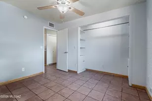 736 S Desert Steppes Dr, Tucson, AZ 85710 - Photo 25