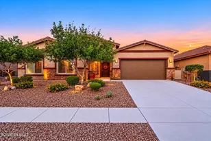11656 N Silverwood Dr, Oro Valley, AZ 85737 - Photo 1
