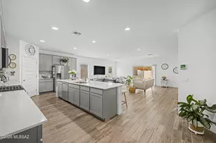 13070 N Malia Moon Rd, Marana, AZ 85658 - Photo 15