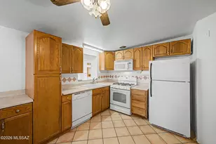 7230 E Pierce Pl, Tucson, AZ 85710 - Photo 15