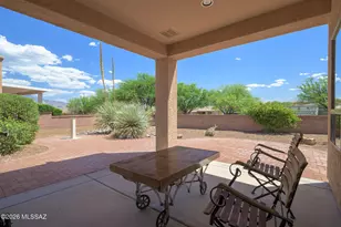 2025 W Amblemorn Dr, Green Valley, AZ 85622 - Photo 15