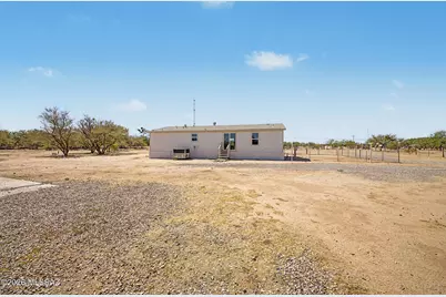 9240 S Honeysuckle Farm Trail, Tucson, AZ 85735 - Photo 27