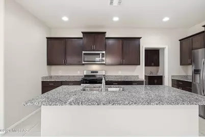 6787 E Paseo De Villalobos, Tucson, AZ 85756 - Photo 11