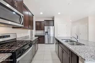 6787 E Paseo De Villalobos, Tucson, AZ 85756 - Photo 17