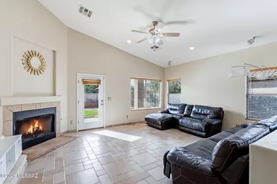 7473 N Clemens Way, Tucson, AZ 85743 - Photo 3