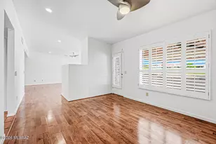 1121 N Abrego Dr, Green Valley, AZ 85614 - Photo 17