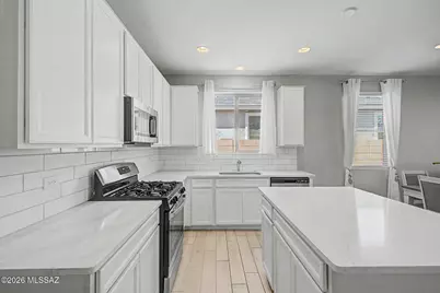 1032 W Calle Moa, Sahuarita, AZ 85629 - Photo 5