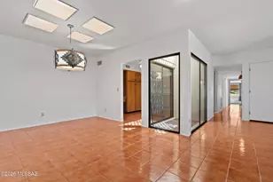 5406 N Camino de las Brisas, Tucson, AZ 85750 - Photo 15