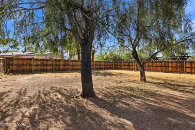 1413 N Craycroft Road, Tucson, AZ 85712 - Photo 3