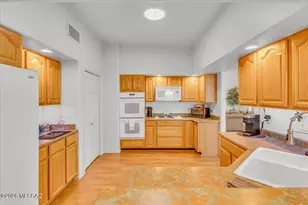 4560 N Via Sinuosa, Tucson, AZ 85745 - Photo 23