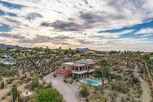 4560 N Via Sinuosa, Tucson, AZ 85745 - Photo 1