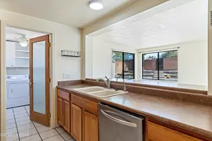 9750 E Lorain Pl, Tucson, AZ 85748 - Photo 17