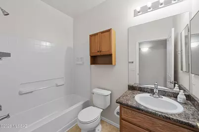 11856 W Fontenelle Drive, Marana, AZ 85653 - Photo 33